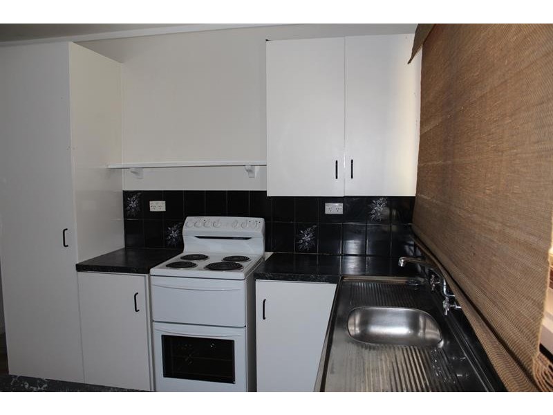 24 Garoogong Rd, Springdale Heights NSW 2641