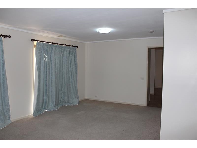 24 Garoogong Rd, Springdale Heights NSW 2641