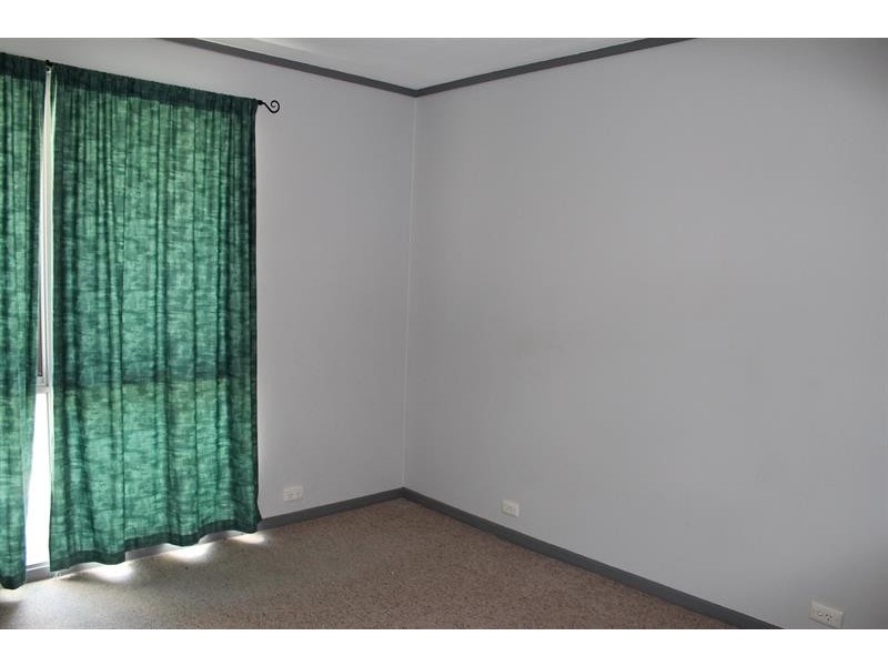 24 Garoogong Rd, Springdale Heights NSW 2641