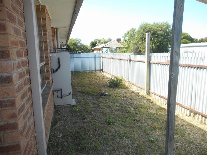 7/391 Prune St, Lavington NSW 2641