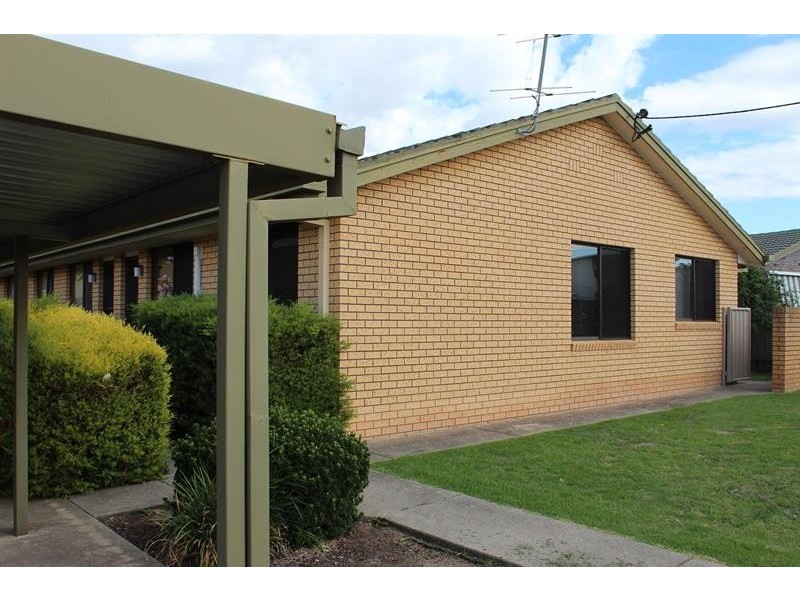 1/611 Prune St, Lavington NSW 2641