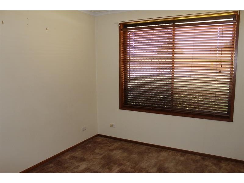 1/611 Prune St, Lavington NSW 2641