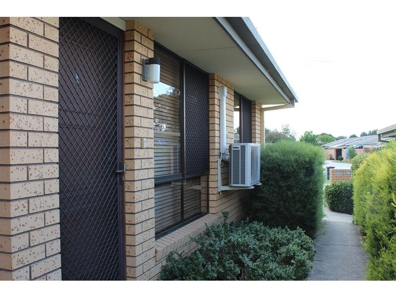 1/611 Prune St, Lavington NSW 2641