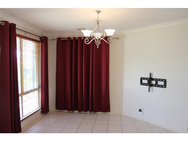 85 Adams St, Jindera NSW 2642