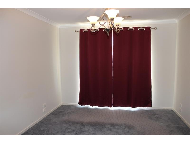 85 Adams St, Jindera NSW 2642