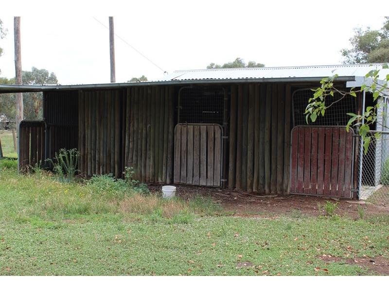 112-120  Pioneer Dr, Jindera NSW 2642