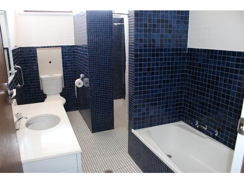 112-120  Pioneer Dr, Jindera NSW 2642