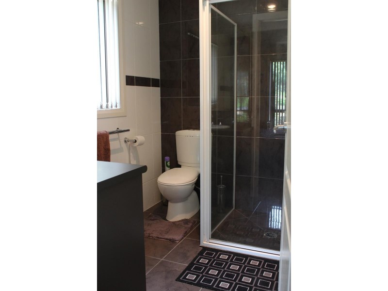 12 Winnell Ct, Thurgoona NSW 2640