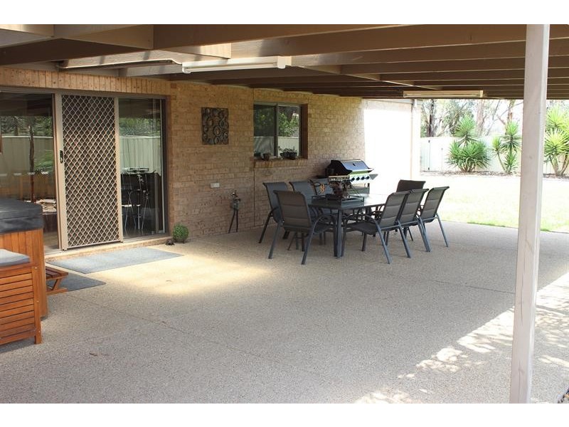 12 Winnell Ct, Thurgoona NSW 2640