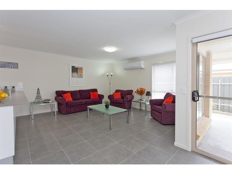 1/479 Mckenzie St, Lavington NSW 2641