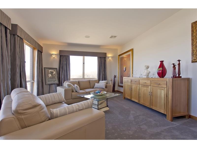 57 Fairway Gardens Rd, Thurgoona NSW 2640