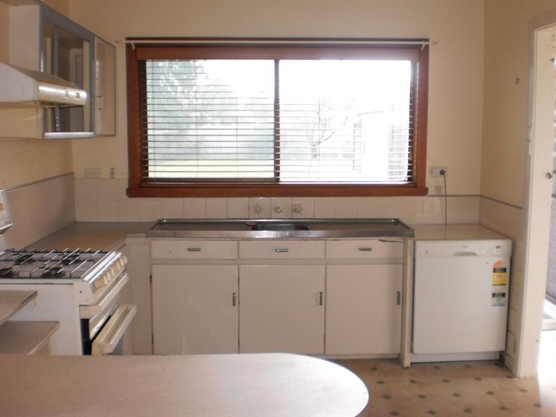 466 Mcdonald Rd, Lavington NSW 2641