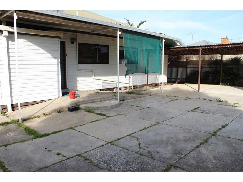 466 Mcdonald Rd, Lavington NSW 2641