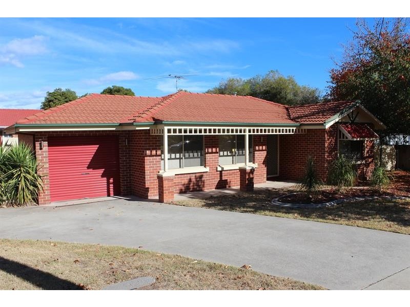 2/107 Southernview Drive Dr, Albury NSW 2640