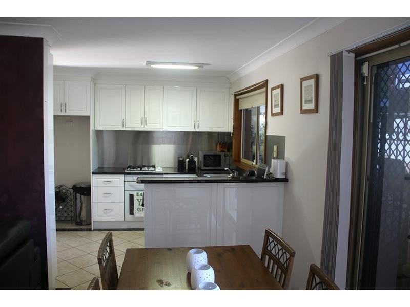 4 Daysdale Way, Thurgoona NSW 2640