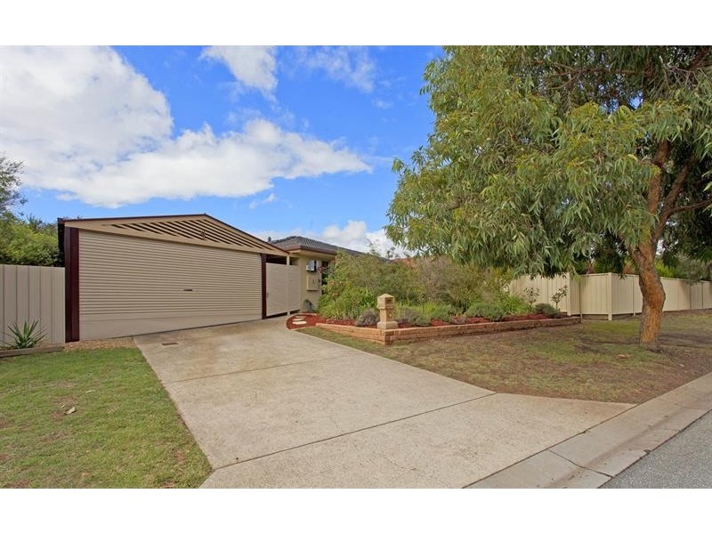 4 Daysdale Way, Thurgoona NSW 2640