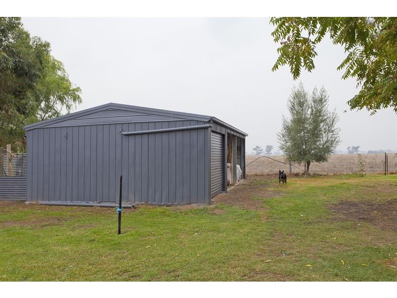 4452 Riverina Hwy, Howlong NSW 2643