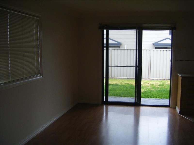 6/419 Mcdonald Rd, Lavington NSW 2641