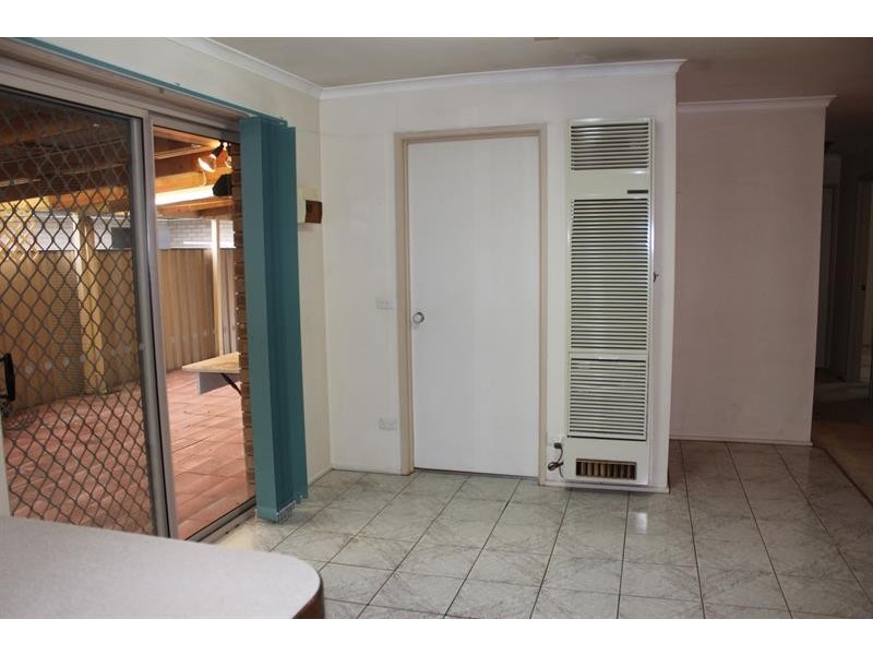 2/130 Borella Rd, East Albury NSW 2640