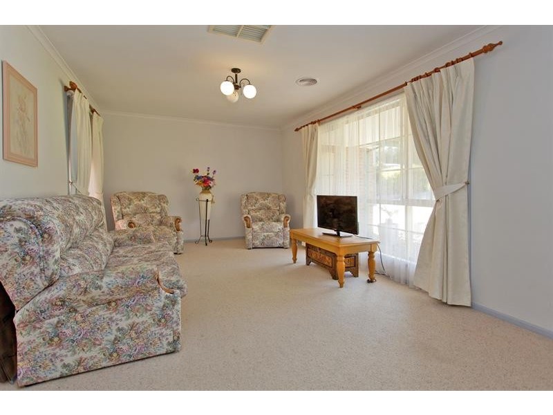 60 Maryville Way, Thurgoona NSW 2640