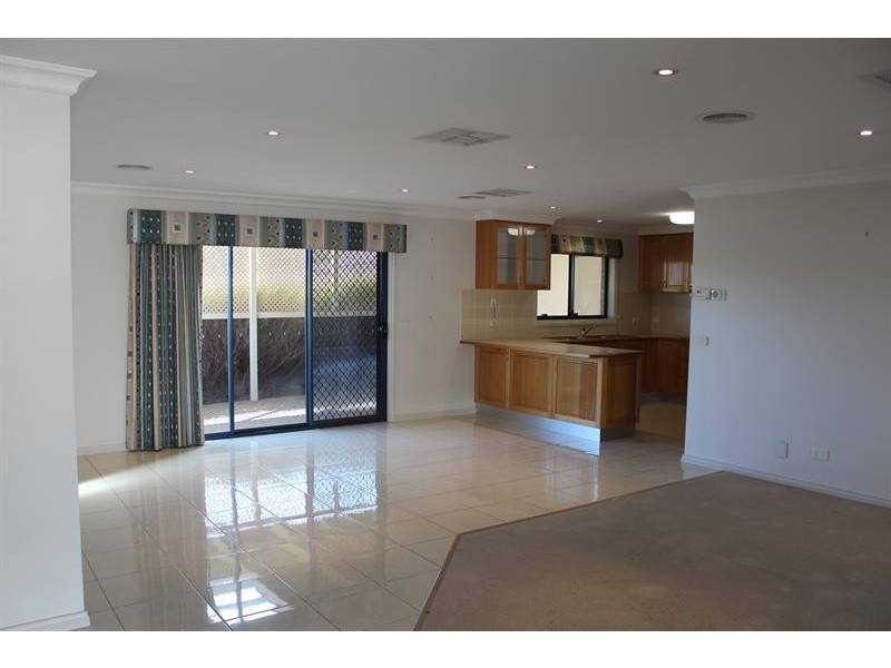 26 Berberick Ct, Thurgoona NSW 2640