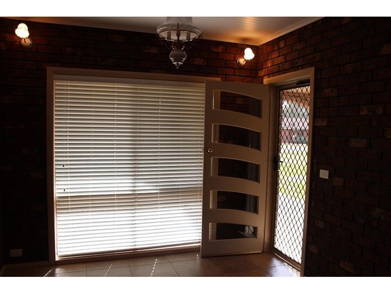 162 Hoddle St, Howlong NSW 2643