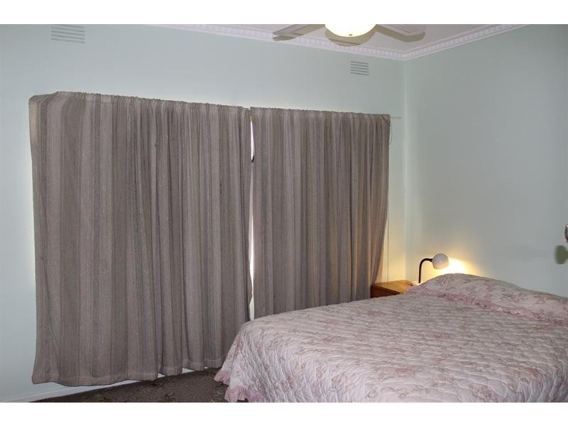 976 Tullimbar St, North Albury NSW 2640