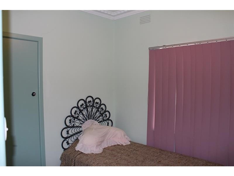 976 Tullimbar St, North Albury NSW 2640