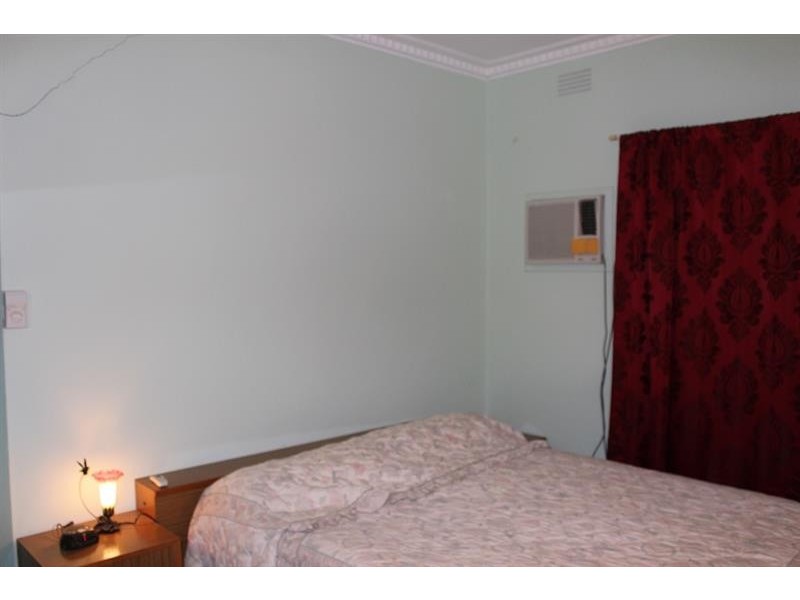 976 Tullimbar St, North Albury NSW 2640