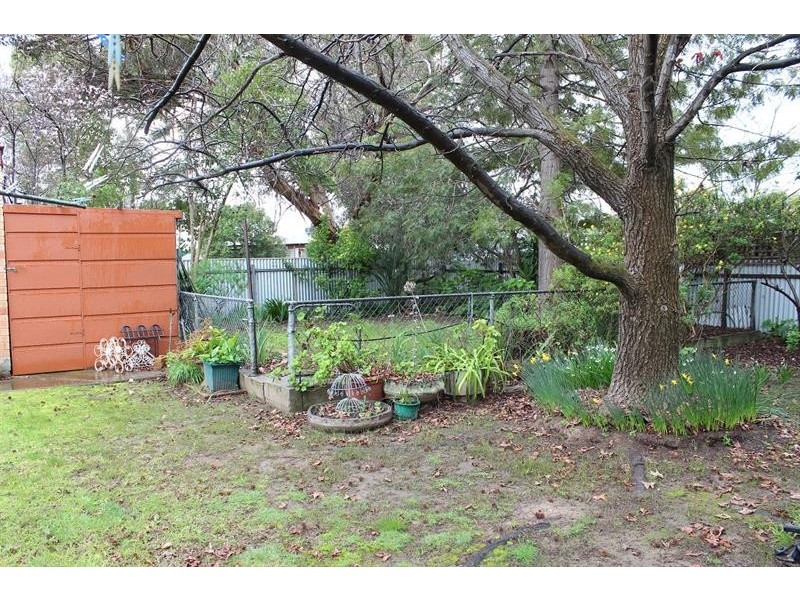 976 Tullimbar St, North Albury NSW 2640