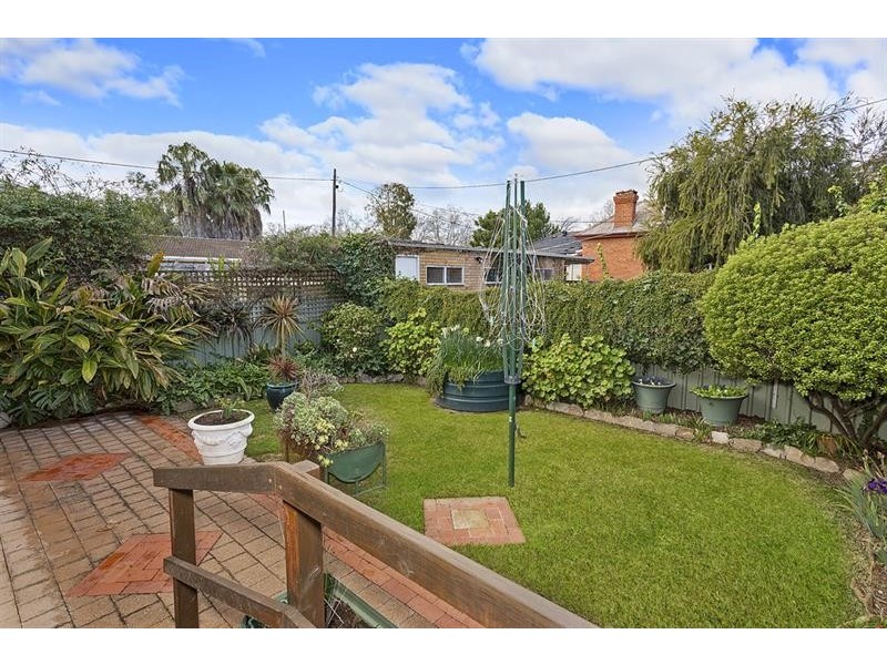 2/506 Thurgoona St, Albury NSW 2640