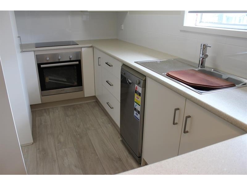 1/509 Kotthoff Street, Lavington NSW 2641