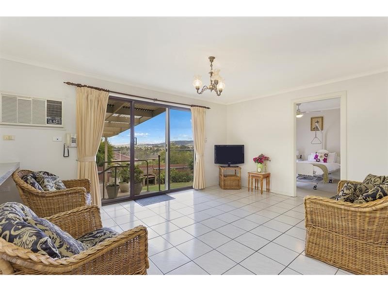 385 Paul Ave, Lavington NSW 2641