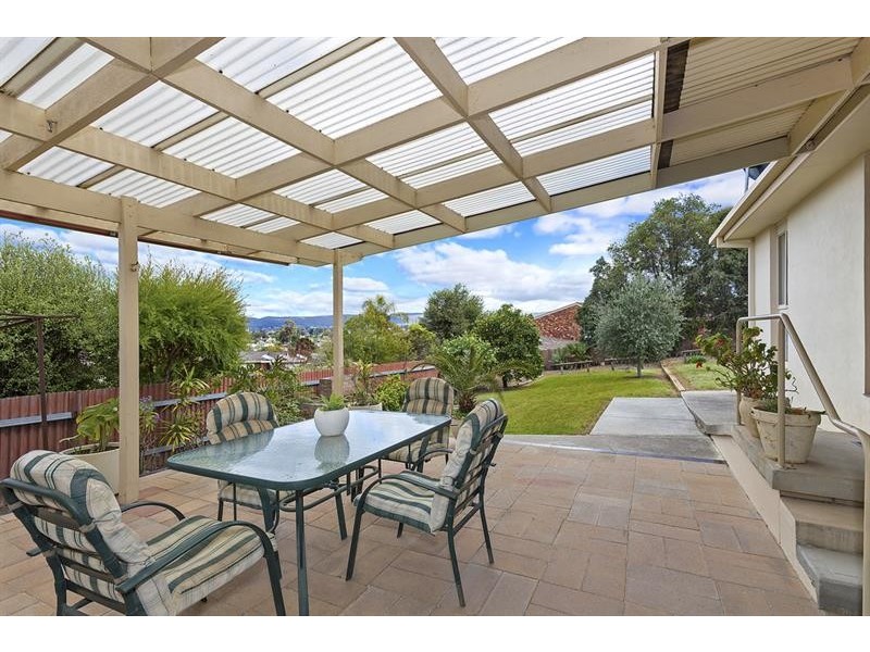 385 Paul Ave, Lavington NSW 2641