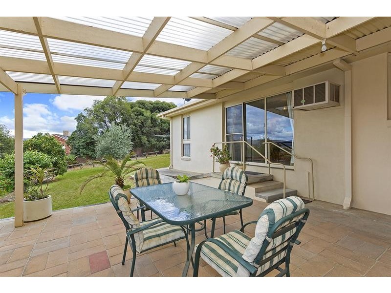 385 Paul Ave, Lavington NSW 2641
