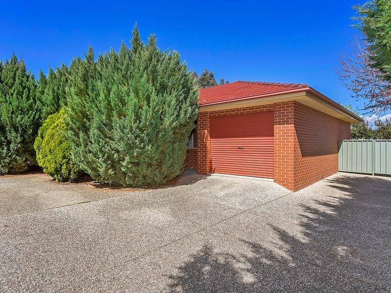 8/16 Keatinge Ct, Lavington NSW 2641