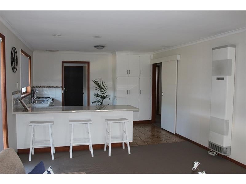 1/379 Parnall St, Lavington NSW 2641