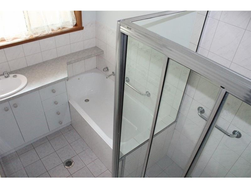 1/28 Jackling Drive, Lavington NSW 2641