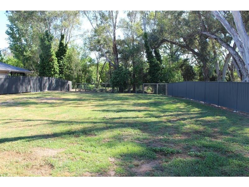648B Centaur Rd, Lavington NSW 2641