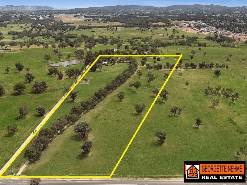 56 Kerr Rd, Thurgoona NSW 2640