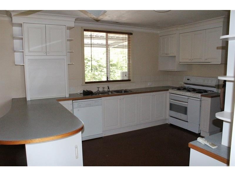 35 Townsend St, Howlong NSW 2643