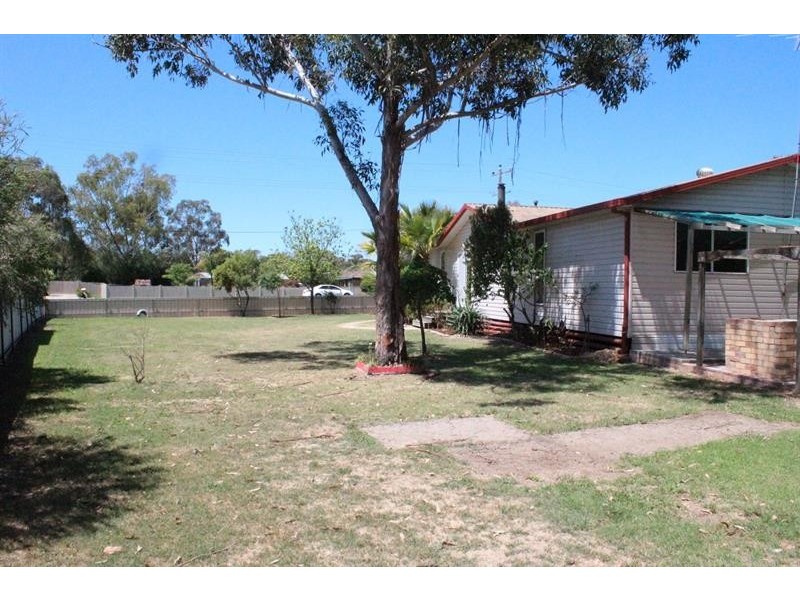 35 Townsend St, Howlong NSW 2643