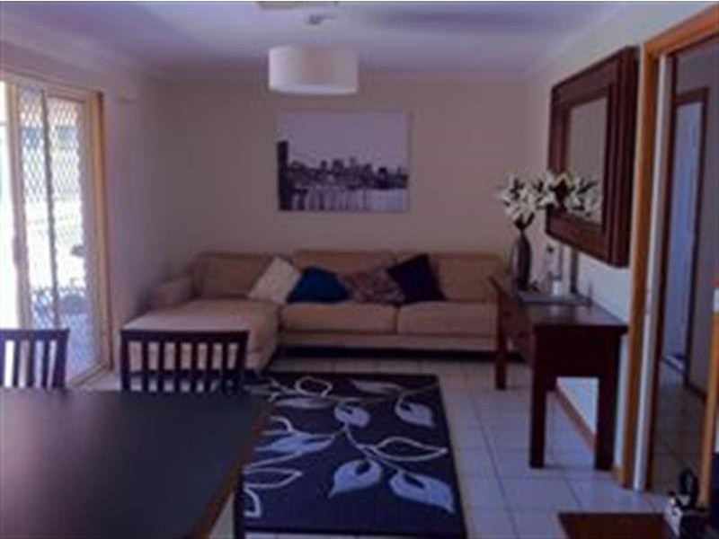 41 Saville Ave, Lavington NSW 2641