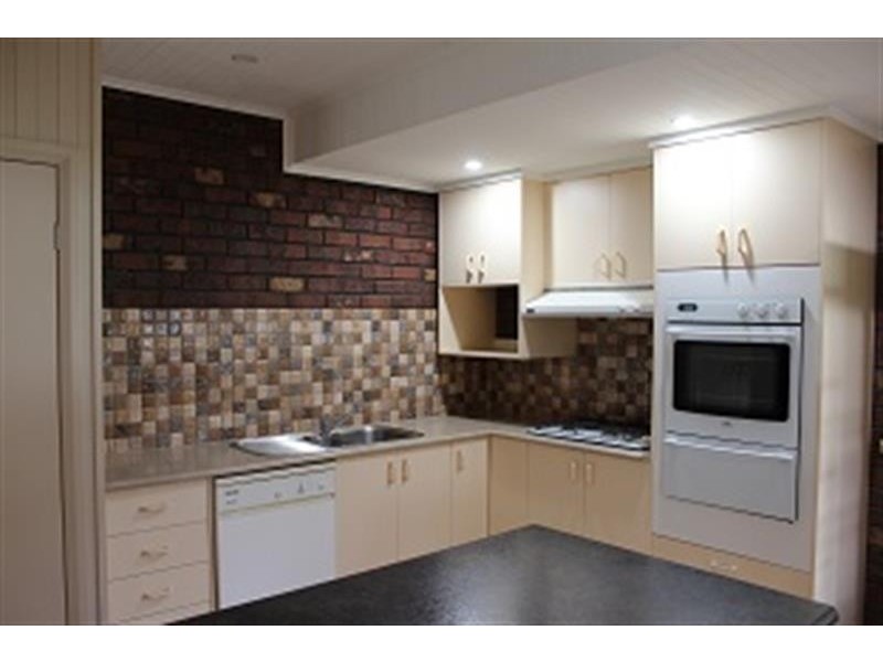 162 Hoddle  St, Howlong NSW 2643