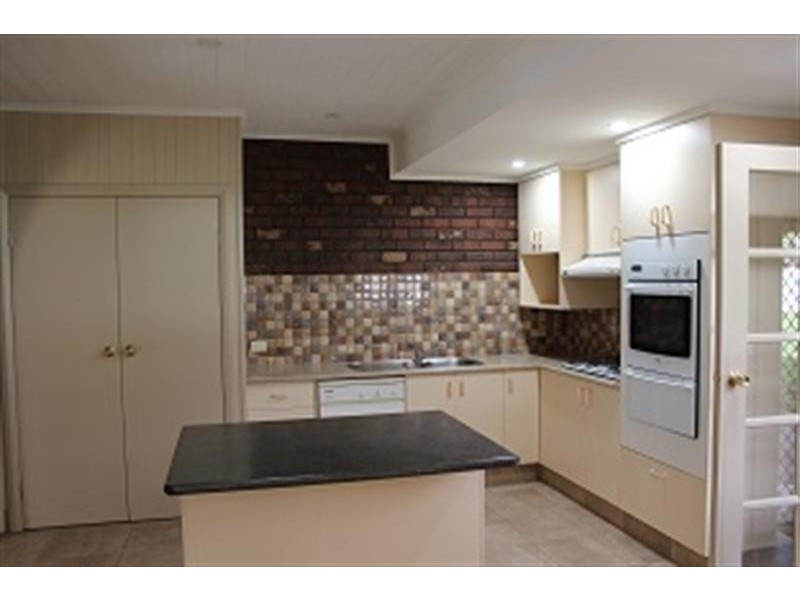 162 Hoddle  St, Howlong NSW 2643
