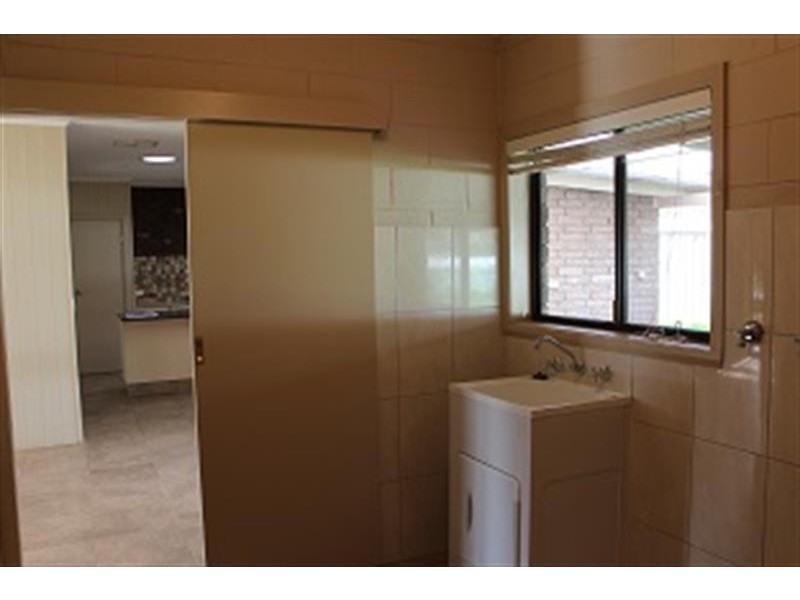 162 Hoddle  St, Howlong NSW 2643