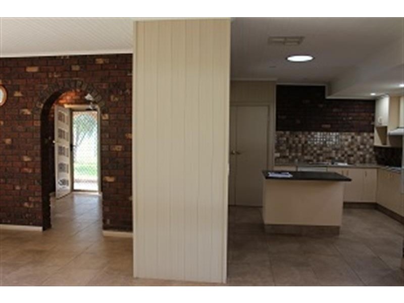 162 Hoddle  St, Howlong NSW 2643
