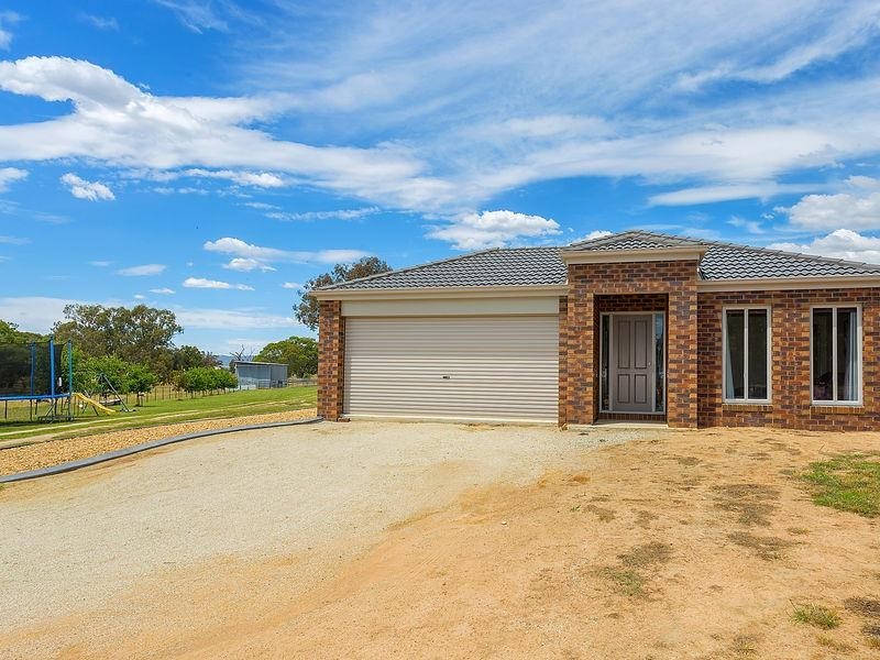 99 Greenwood Rd, Gerogery NSW 2642