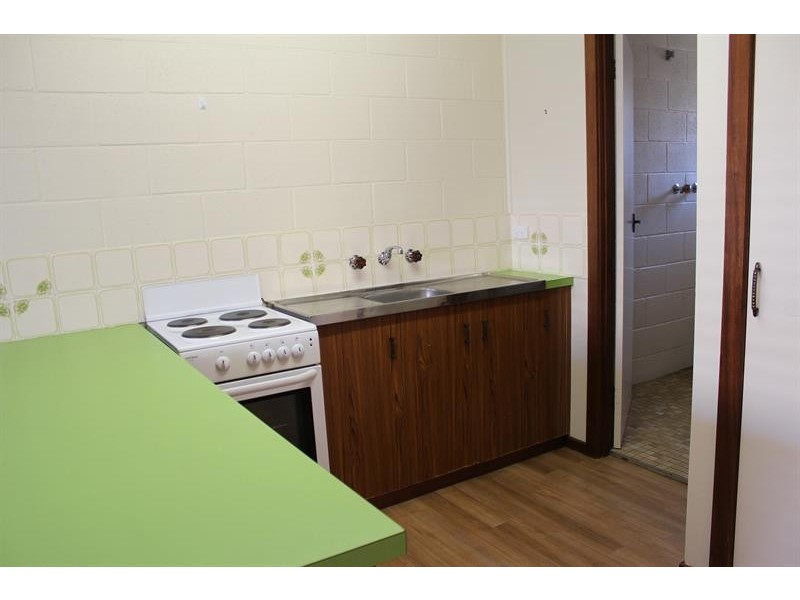 4/618 Hague St, Lavington NSW 2641