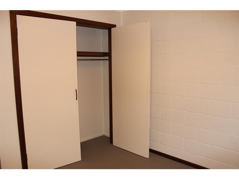 4/618 Hague St, Lavington NSW 2641